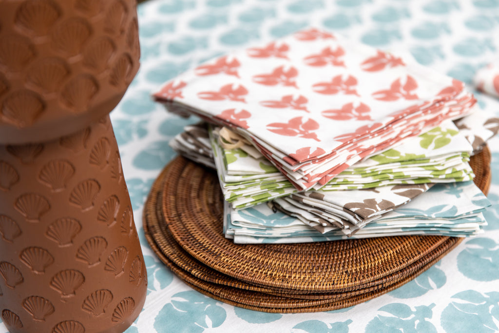 Buttercup Leaves Napkin Set