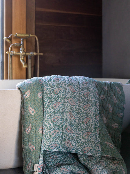 Flower Paisley Quilt