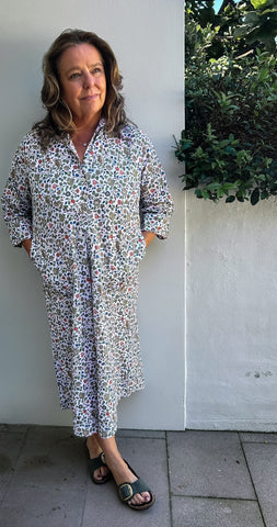 Vintage Floral Shirtdress - Midi